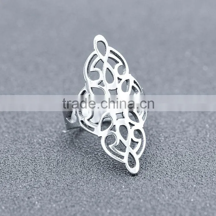 Gold/Silver Plated Stainless Steel Ring With Luxury Elegant Symmetry Geometric Patterns