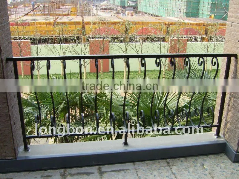2015 Top-selling modern steel iron balcony fence
