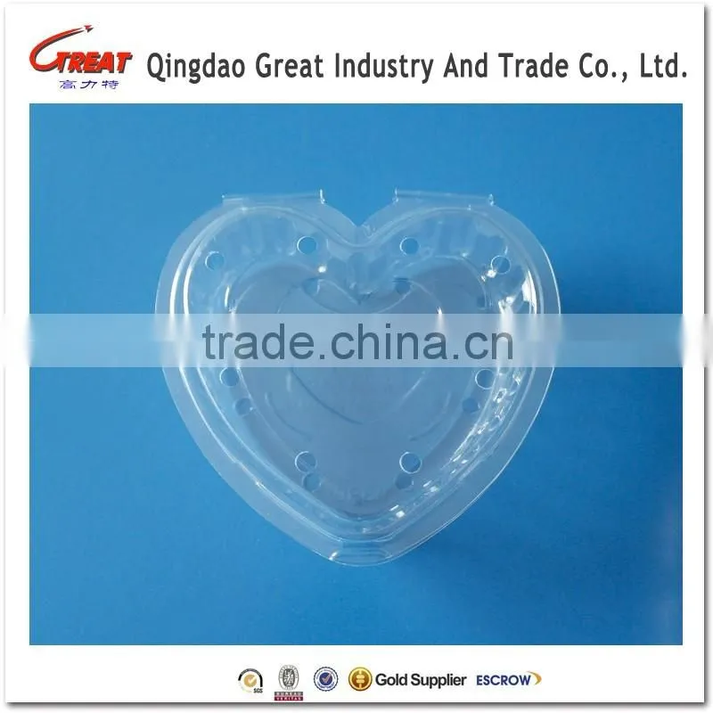 New Design Popular Plastic Heart shaped Fruit Container