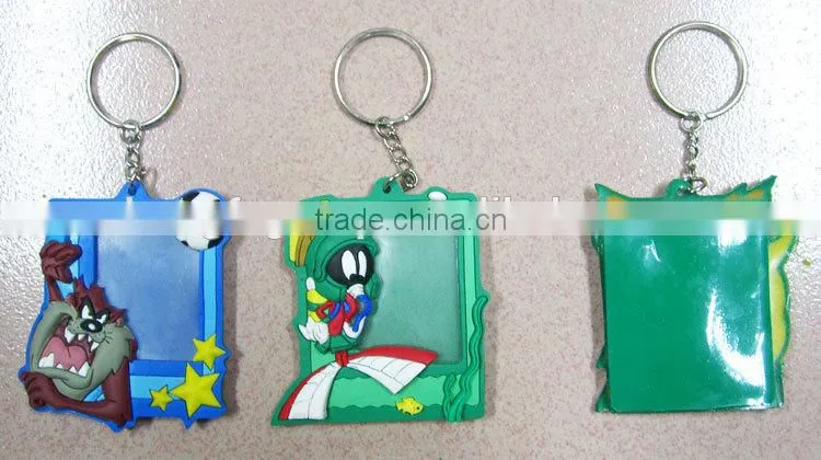 Custom soft pvc 3D photo frame keychain