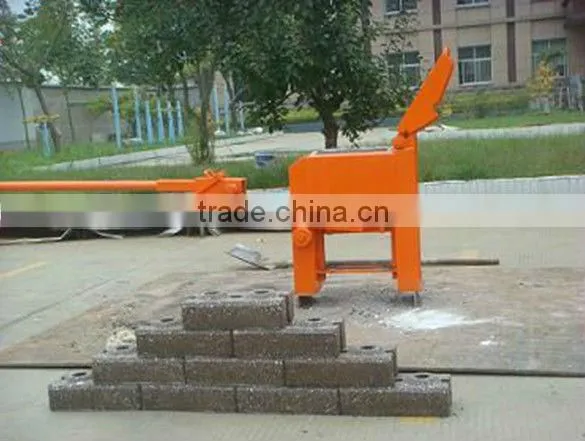 Changli QM2-40 Manual Clay Bricks Make Machine for Low Cost House Building,high quality clay brick machine