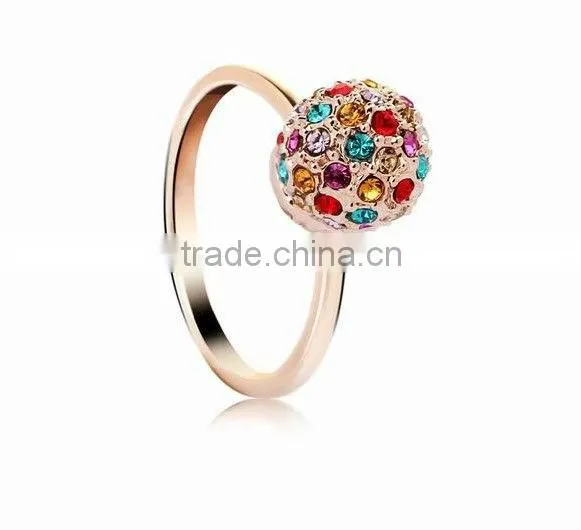 OUXI 18k gold ring for women with Austrian crystal 40059
