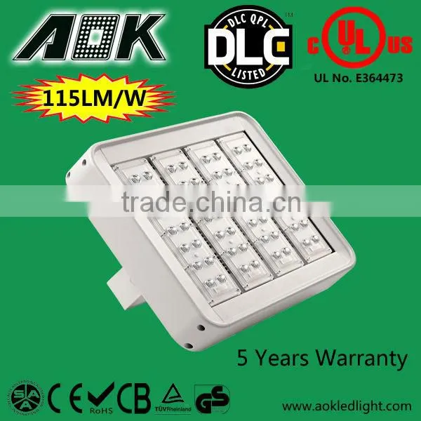 IK10 IP67 TUV DLC UL Certified Photocell High Bay Light Fixture With TM21 Report 62000 Hours Lifespan