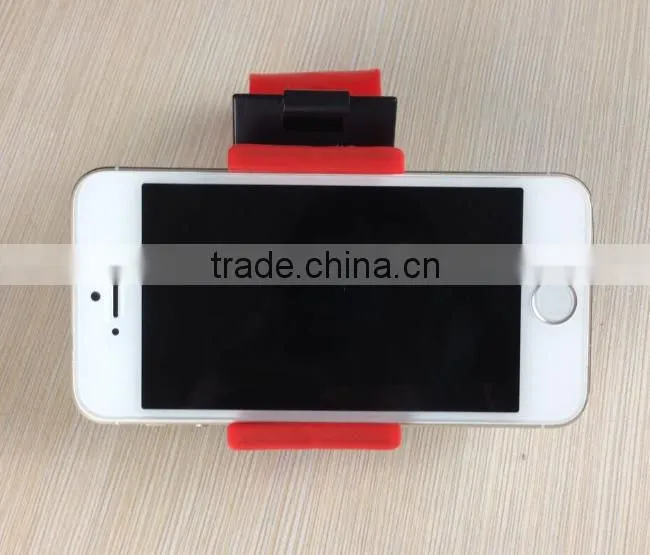 Steering wheel mobile phone stand on vehicle