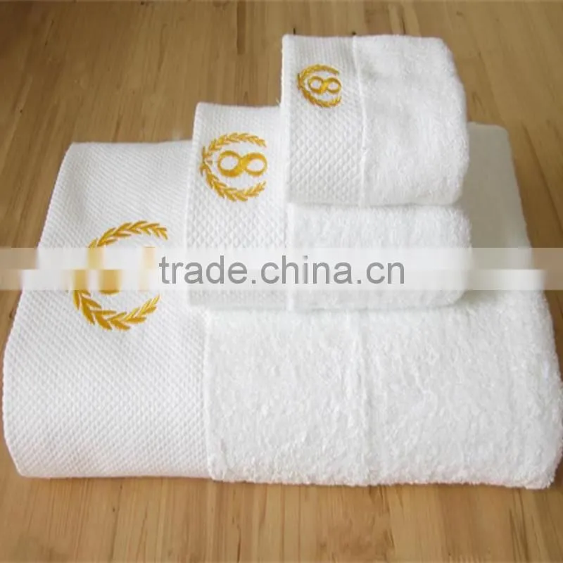 Good quality satin plain white luxury bath towel for hotel use
