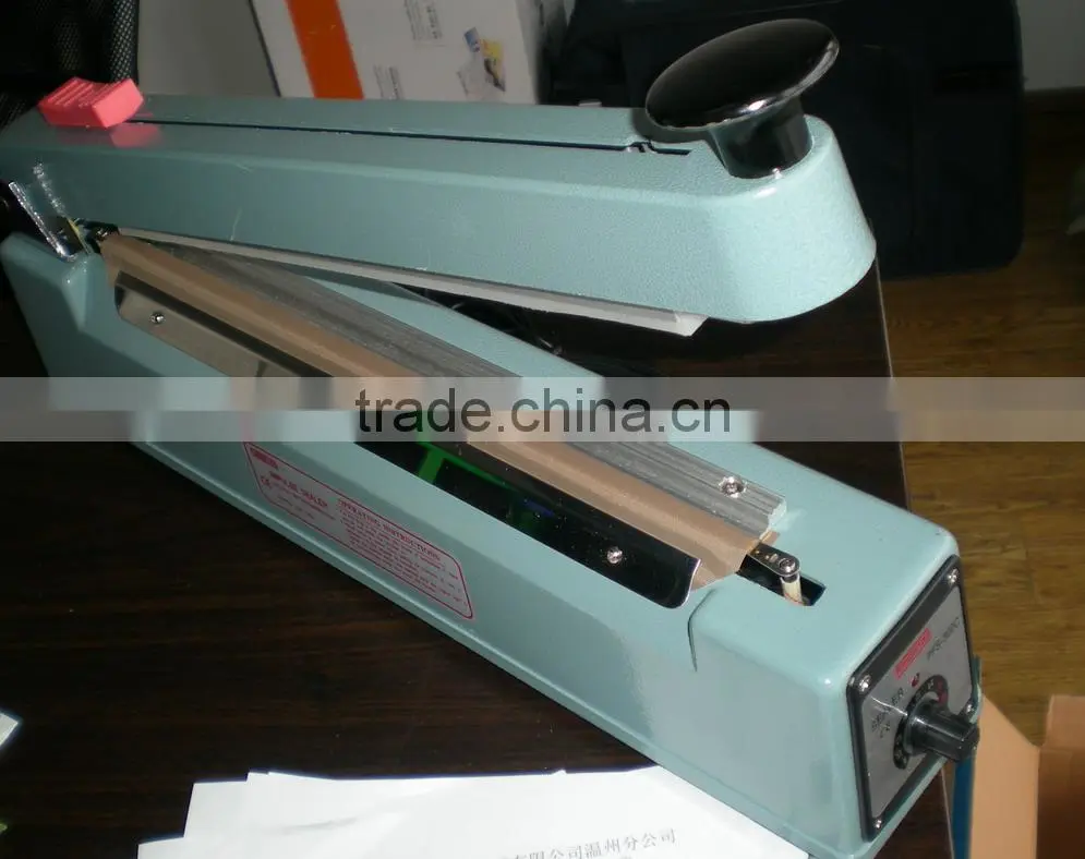 FS-200M Hand sealer with middle cutter