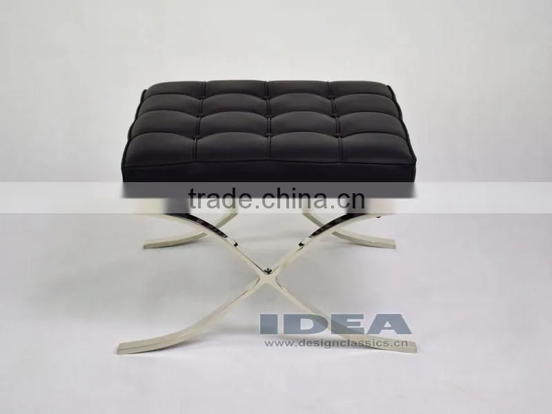 DC2001 Replica Barcelona Ottoman Black