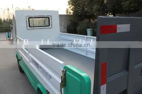 Eight barrels carrier of electric drive four-wheel