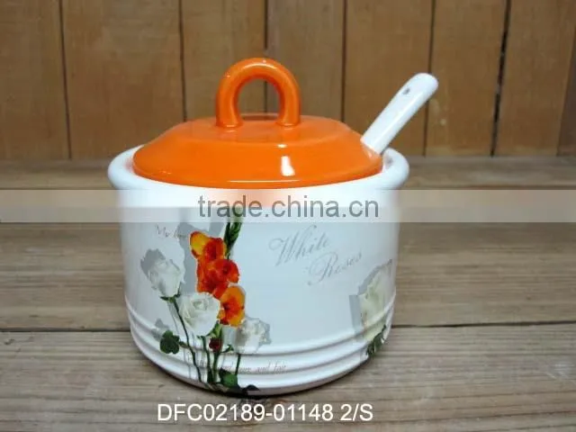 chinese ink decal ceramic tea cup set with the tea strainer and orange lid