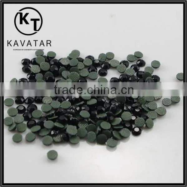 SS20 jet black hot fix rhinestone