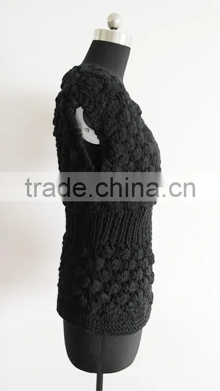 Fashion Ladies sleeveless hand crochet cardigan sweater