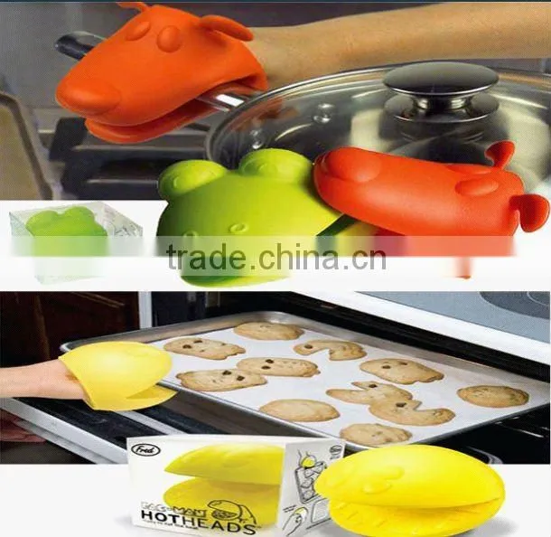 Silicone baking oven gloves