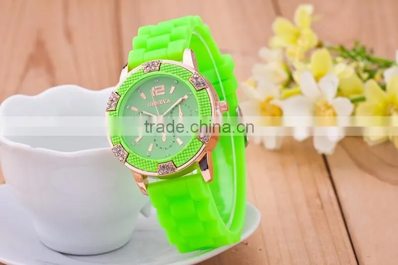 GENEVA 6 Diamond Watches Women 8 Color Silicone Strap Watch Fashion Quartz Wristwatches for Ladies Montre Femme