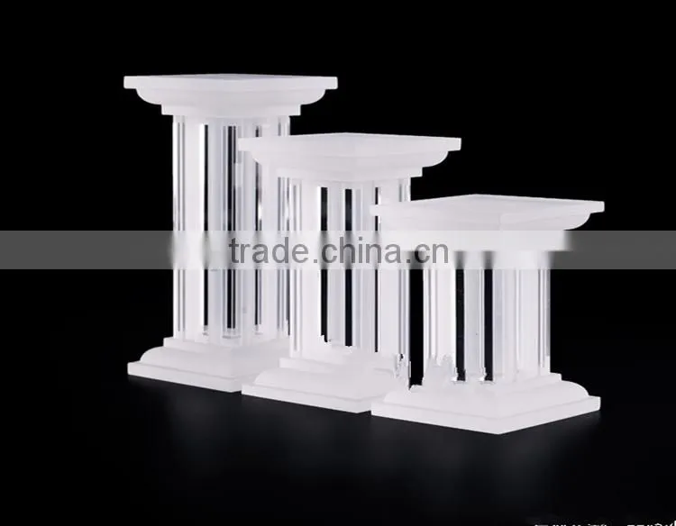 China High End Cheap Unique Acrylic Jewellery Display