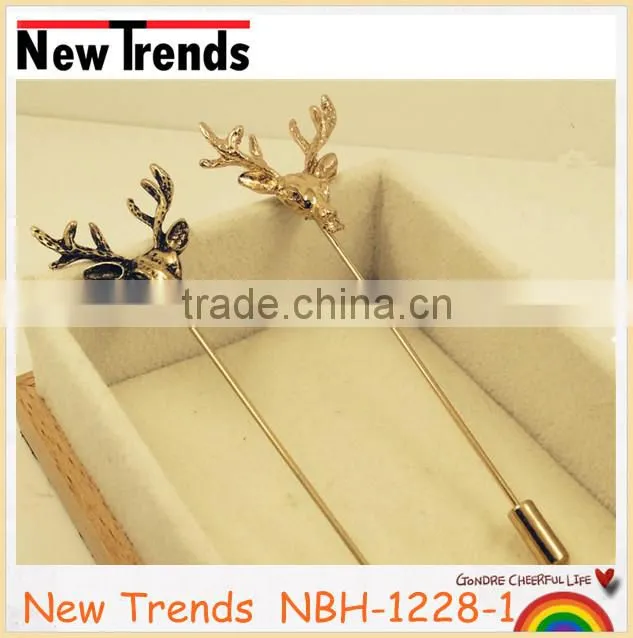 Wholesale deer shirt collar pins alloy deer lapel pin