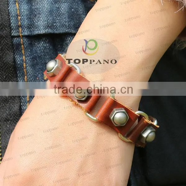 new design stainless steel rivet adjustable braided leather bracelet colorful leather bracelet