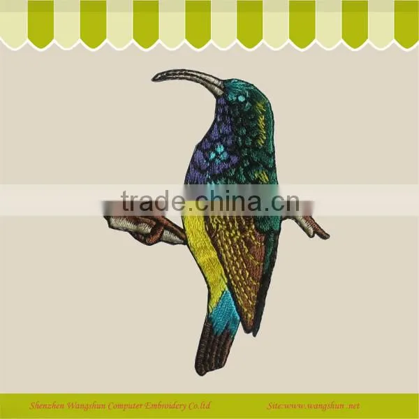 Customed Birds Embroidery Badge In Clothes