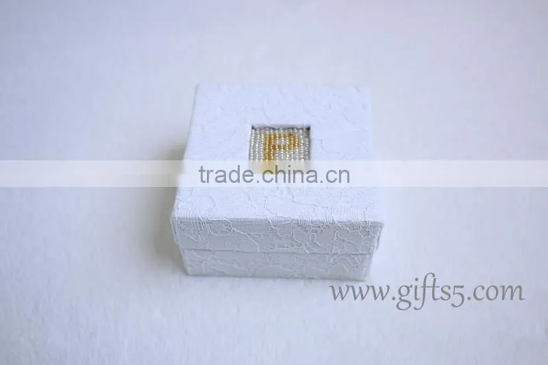 Luxury engagement box wedding ring box with beaded name plate of P