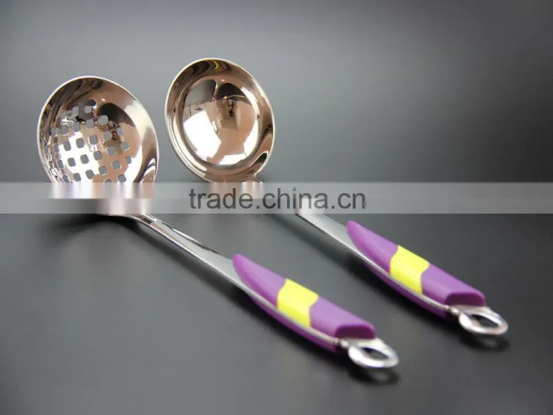 2015 highQuality kitchen tools with plastic color handle kitchen tools/Hot pot spoon/strainer Customizable LOGO 1PCS S26