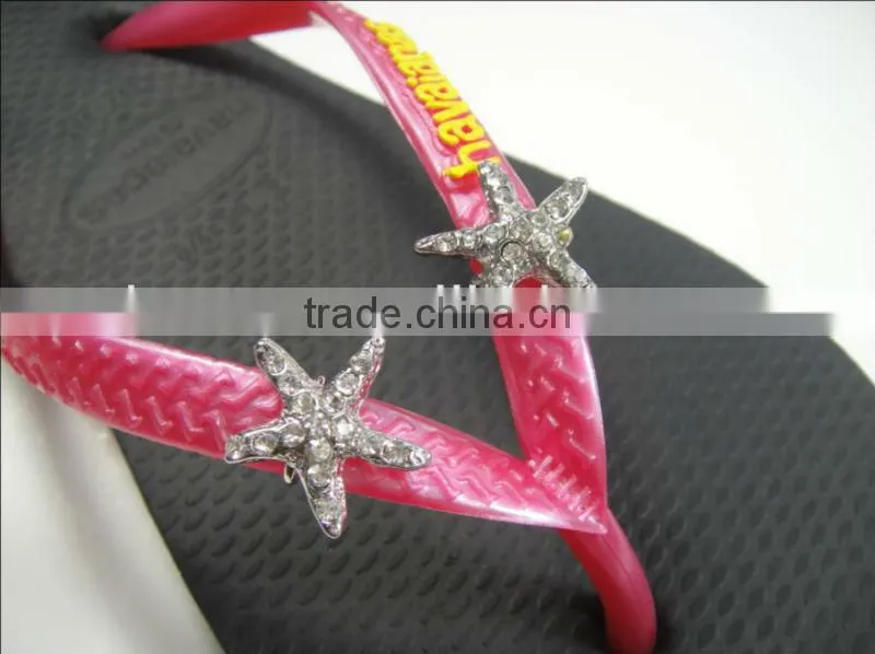 RF0066 Decorative rhinestone shoe clips for flip flops