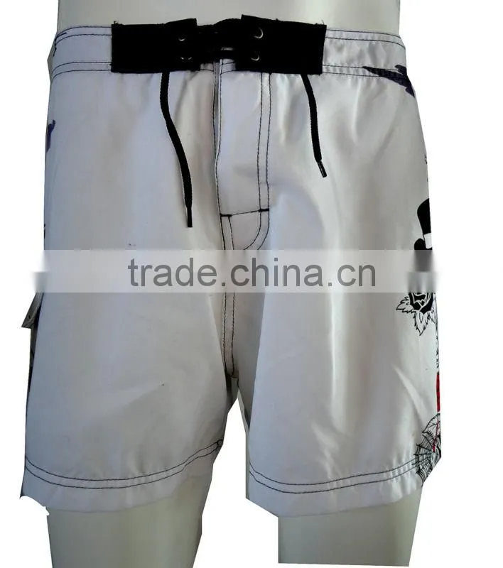 Good quality beach short for men with printing