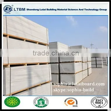 Decorative interior wall paint free boards