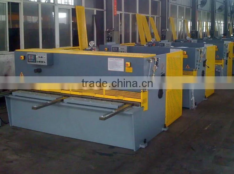 QC11K hydraulic CNC guillotine shearing machine