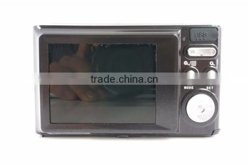 DC-V700 Hot Selling Good Quality mini Digital Camera 1920x1080P Full HD Video 2.4" Screen