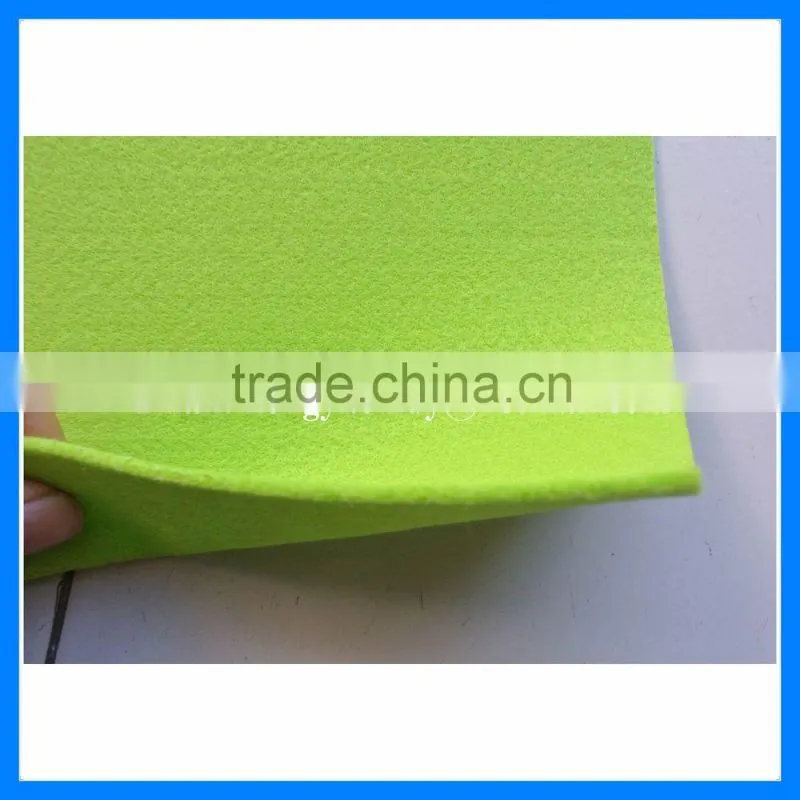 Needle punched nonwoven fabric green viscose shammy cloth