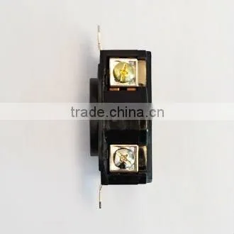twist lock socket
