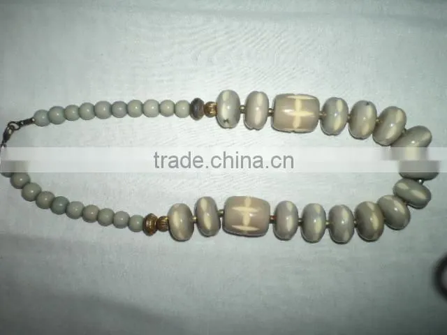 Special Design Necklace/Wholesale Fashion Large Garnet Jewelry Wooden Beads Necklace/Hot Sale
