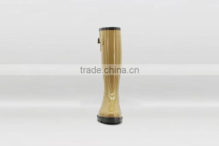Hot selling Low price 100% Natural Rubber boots rain