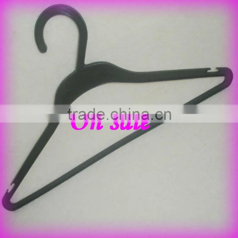 cheap plastic clothes hanger for laundry use