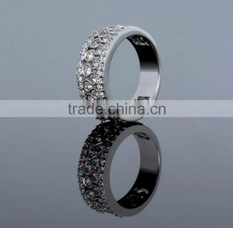 Grand Luxury Clear Zircon Crystals Gold Platinum Jewlery Ring Wedding Band