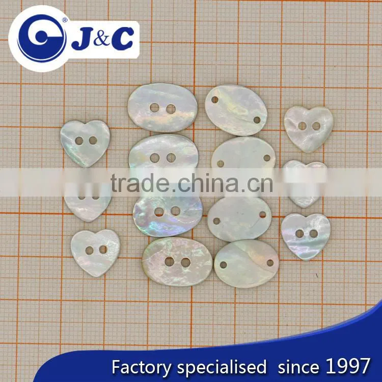 2015 Manufacture heart shape Agoya shell buttons
