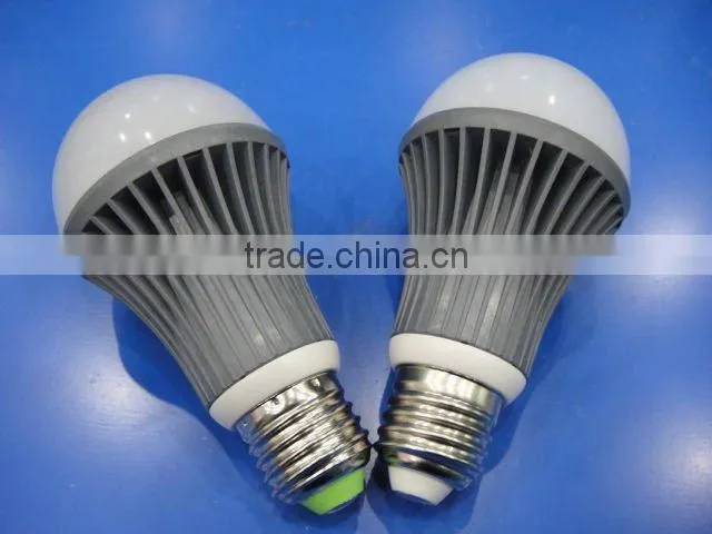 E27 plastic injection LED lamp bulb 7W