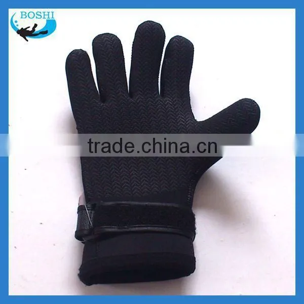 stretchy 3MM neoprene swimming glove