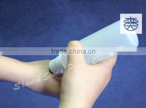 OEM easy open cap bottle with top sponge bottle liquid 50ml plastic bottle label