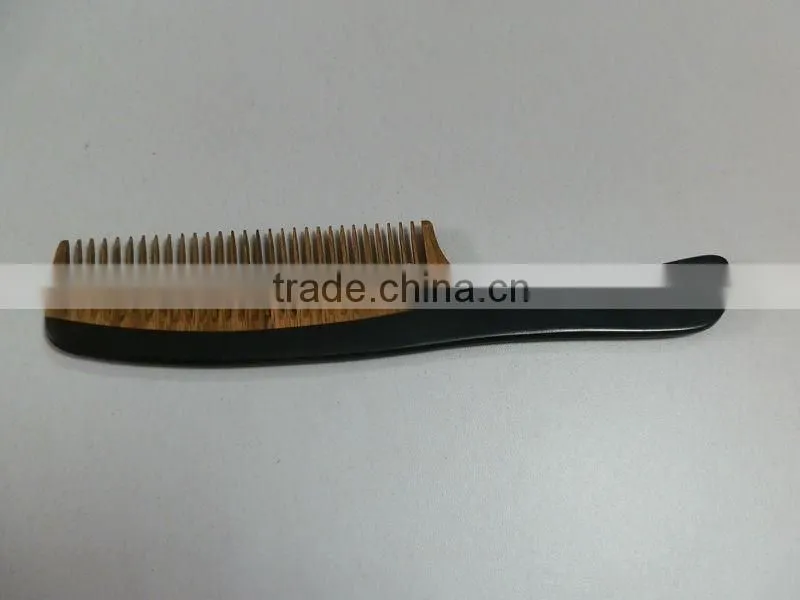 Sanders wood Comb