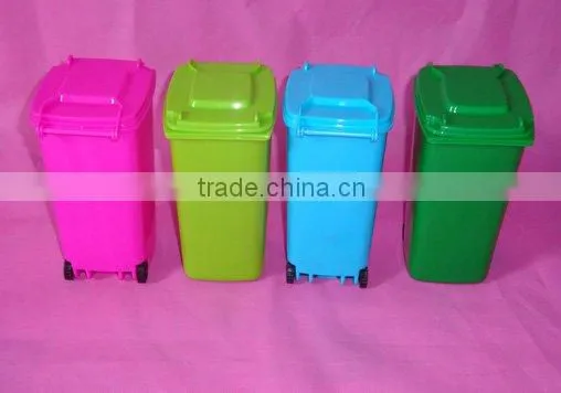 recycled wheelie bin pen pot