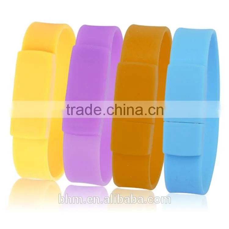 Wholesale promotion gift portable silicone bracelet USB stick