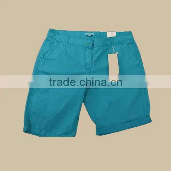 modern girl's three-quarter pants for sale