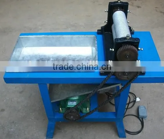 electric beeswax foundation mill/beeswax machine for sale