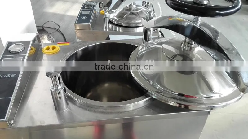 Fully automatic vacuum vertical steam autoclave with sliding door