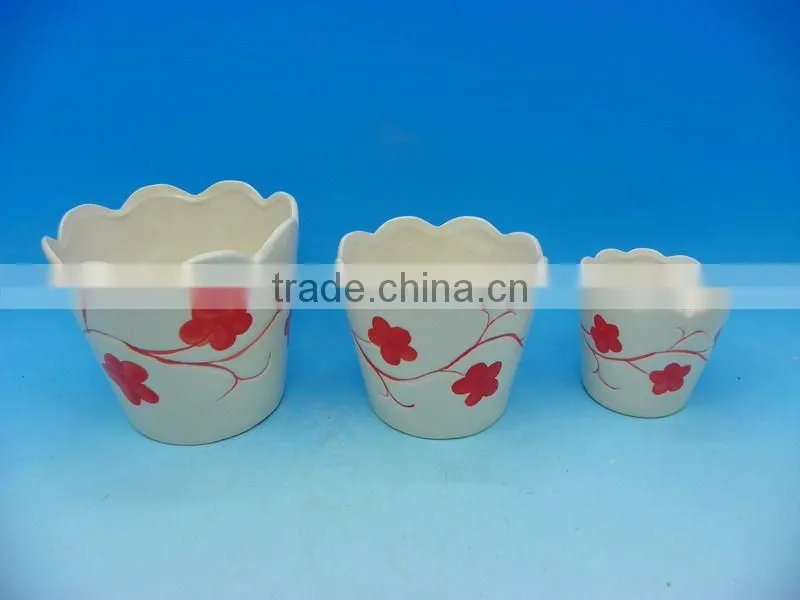 HANDPAINTING CERAMIC FLOWER POTS WITH DOTS IN 3 SIZES