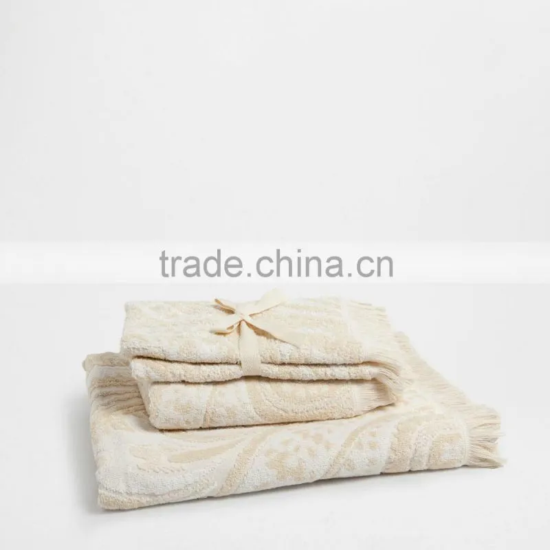 Cheap High Quality Soft 100% Cotton Bath Towel Set