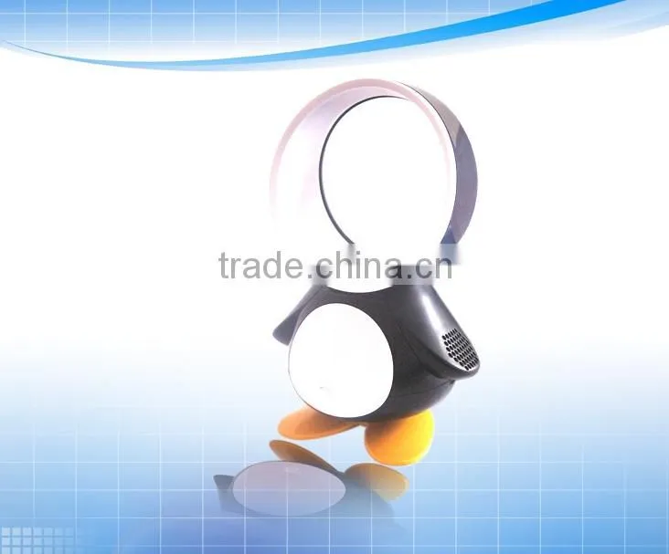 2014 Hot Selling Plastic Novelty Mini Fan