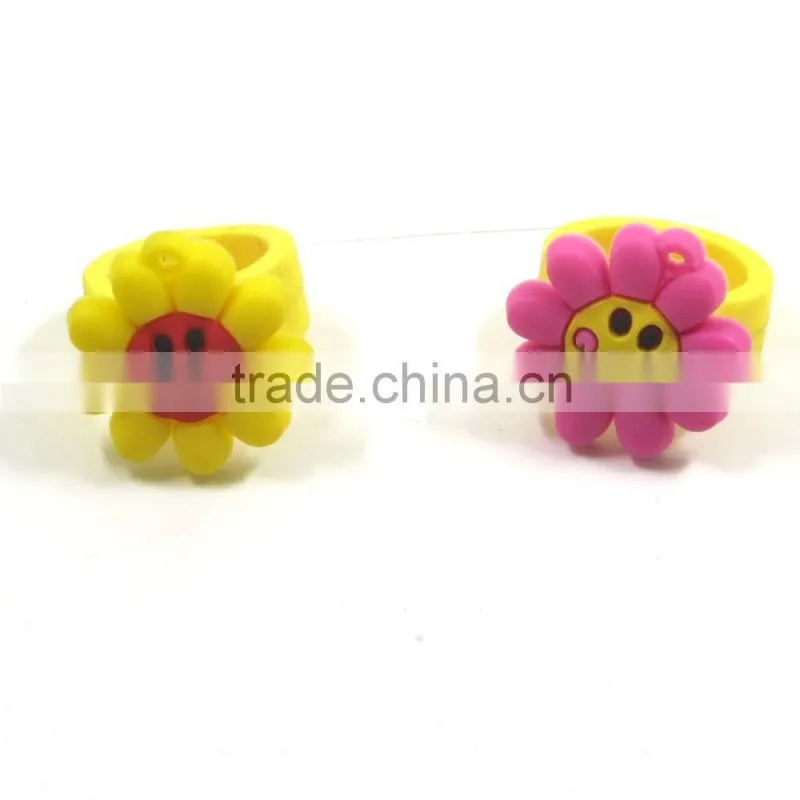 kids custom shaped rubber rings wholesale cartoon PVC finger ring