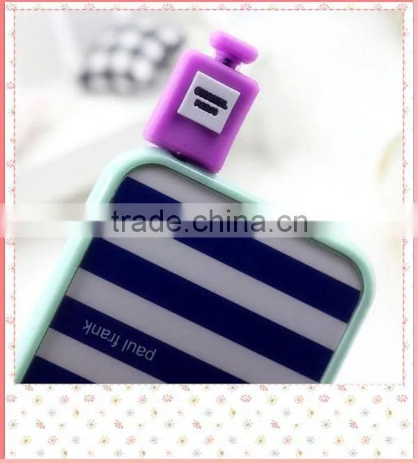 Mini bottle shape PVC earphone plug