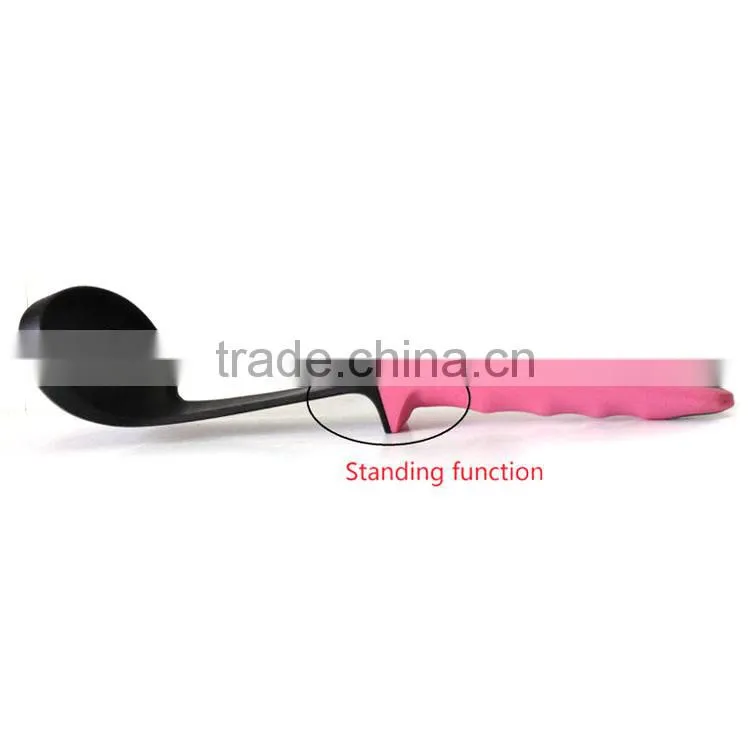 4PCS Colorful self-standing nylon kitchen utensils set